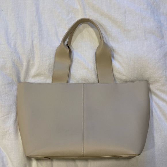 Freja NYC - Lafayette Tote - Oat - Picture 3 of 7